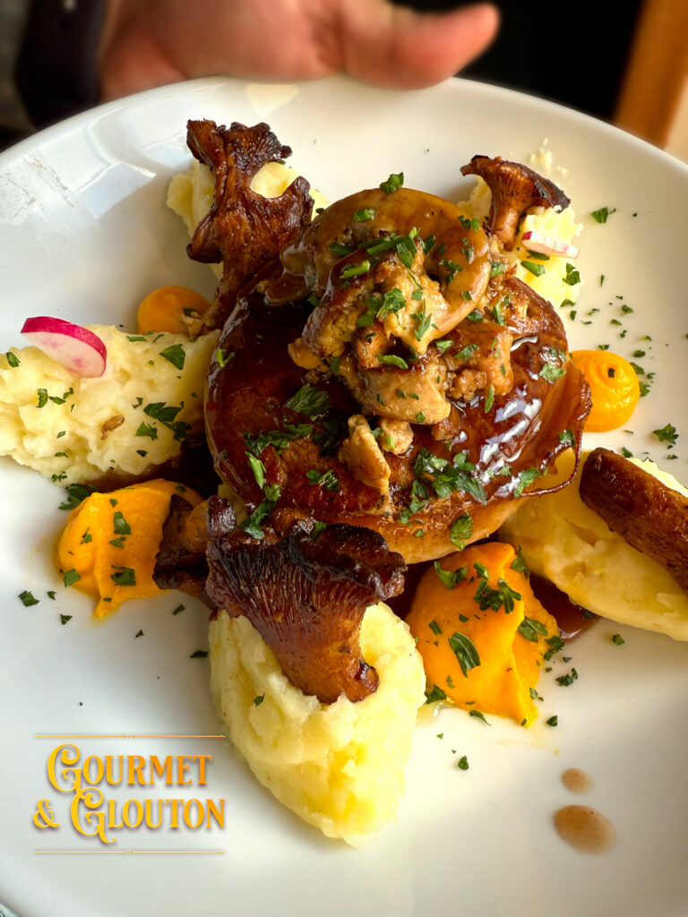 Tournedos-Rossini-ChaudesAigues – Suggestion-Gourmet & Glouton-restaurant, gastronomie, Auvergnate, viande, Aubrac, plats, canaille, Chaudesaigues, Chaudes-Aigues - vente emporter