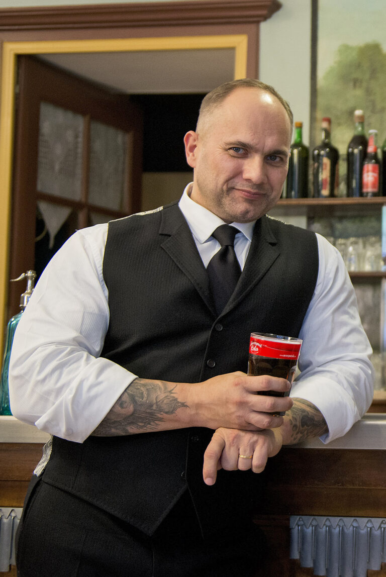 Stéphane Chaudesaigues : l’âme du restaurant Gourmet & Glouton à ChaudesAigues