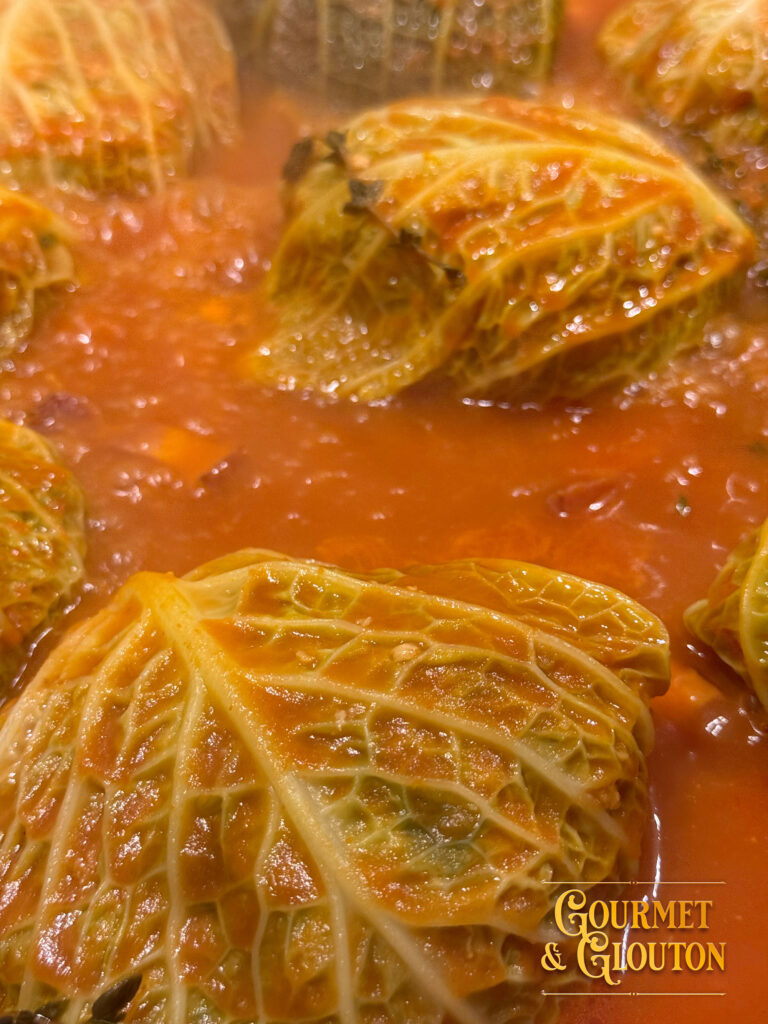 Choux farcis maison préparés au restaurant Gourmet & Glouton à Chaudes-Aigues